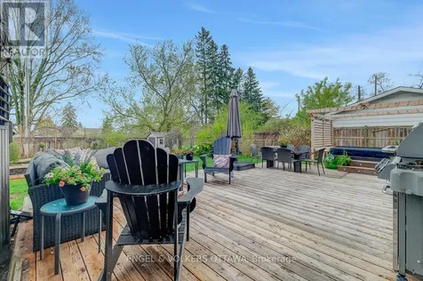 2766 Harwood Avenue Ottawa ON K2B 8H7