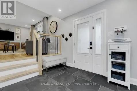 2766 Harwood Avenue Ottawa ON K2B 8H7