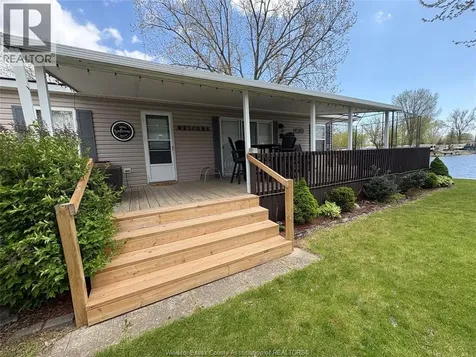 16 Mulberry Lane Leamington ON N0P 2G0