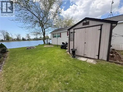 16 Mulberry Lane Leamington ON N0P 2G0