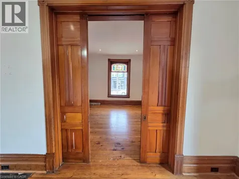 7 Ontario Street Grimsby ON L3M 3G8
