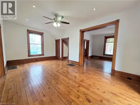 7 Ontario Street Grimsby ON L3M 3G8