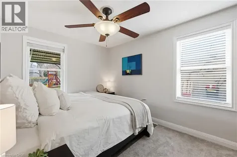 2074 Churchill Avenue Burlington ON L7R 3T7