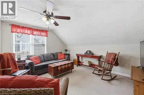 2074 Churchill Avenue Burlington ON L7R 3T7