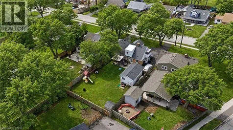 2074 Churchill Avenue Burlington ON L7R 3T7
