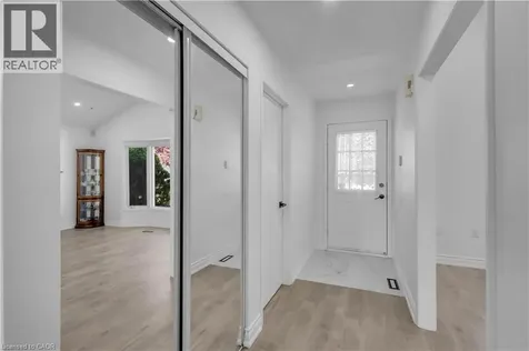 375 Silverbirch Boulevard Hamilton ON L0R 1W0