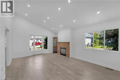 375 Silverbirch Boulevard Hamilton ON L0R 1W0