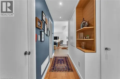368 Philip Place Ancaster ON L9G 3G8