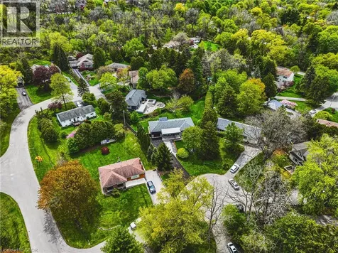 368 Philip Place Ancaster ON L9G 3G8