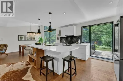368 Philip Place Ancaster ON L9G 3G8