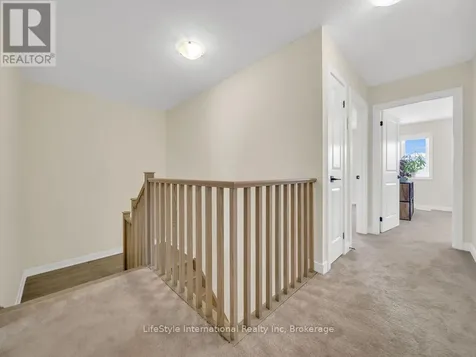 24 Hutchison Road Guelph (kortright East) ON N1L 0R4