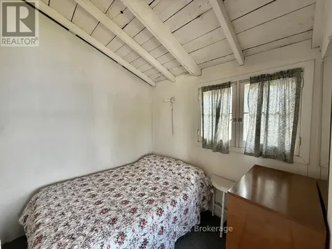 654 Hatton Avenue Selwyn ON K0L 1H0