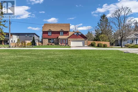 5257 Cliff Road Lambton Shores ON N0N 1J7