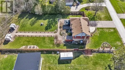 5257 Cliff Road Lambton Shores ON N0N 1J7