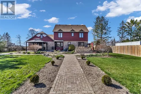 5257 Cliff Road Lambton Shores ON N0N 1J7