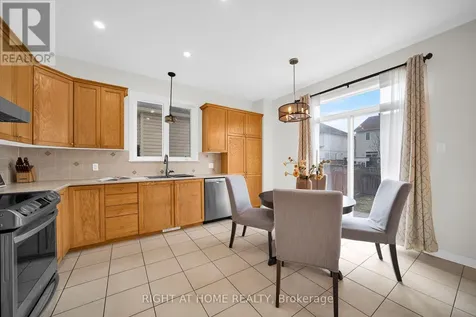 27 Knowlton Drive Ottawa ON K2G 6P1