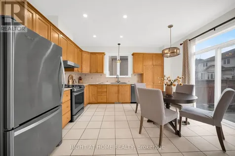 27 Knowlton Drive Ottawa ON K2G 6P1