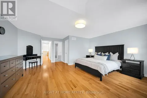 27 Knowlton Drive Ottawa ON K2G 6P1