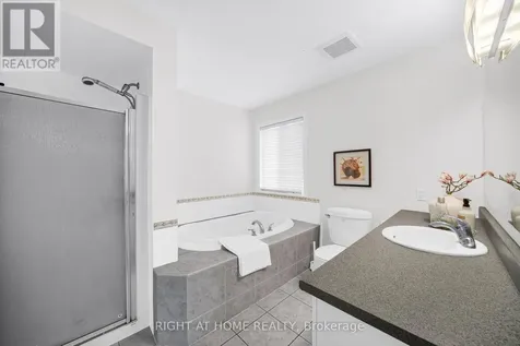 27 Knowlton Drive Ottawa ON K2G 6P1