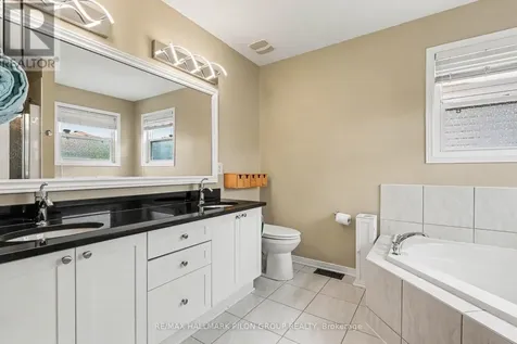 108 Jolley Cut Way Ottawa ON K1W 0B5