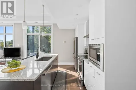 120 Cortile Private Ottawa ON K1V 2S8
