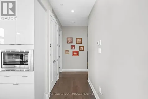 120 Cortile Private Ottawa ON K1V 2S8