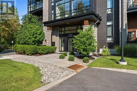 120 Cortile Private Ottawa ON K1V 2S8