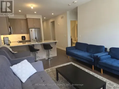 160 Boundstone Way Ottawa ON K2T 0M8
