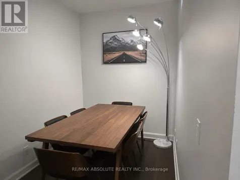 160 Boundstone Way Ottawa ON K2T 0M8