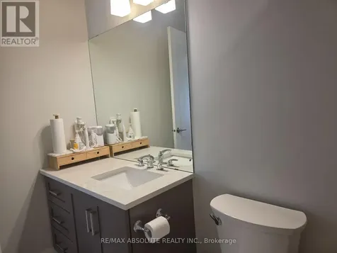 160 Boundstone Way Ottawa ON K2T 0M8