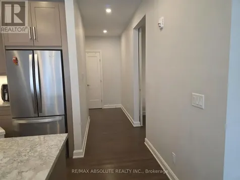 160 Boundstone Way Ottawa ON K2T 0M8