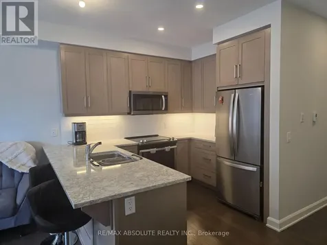 160 Boundstone Way Ottawa ON K2T 0M8