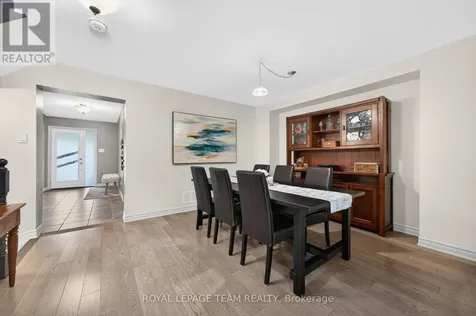 819 Stallion Crescent Ottawa ON K2S 0Y4