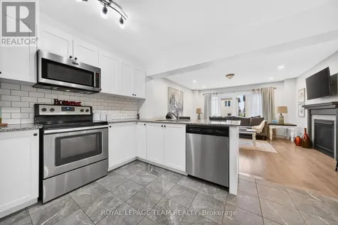 819 Stallion Crescent Ottawa ON K2S 0Y4