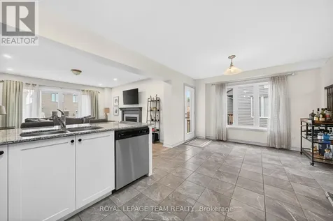 819 Stallion Crescent Ottawa ON K2S 0Y4