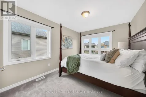 819 Stallion Crescent Ottawa ON K2S 0Y4