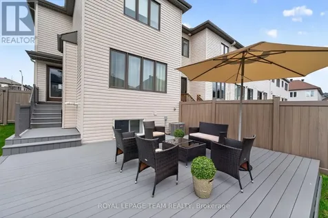 819 Stallion Crescent Ottawa ON K2S 0Y4