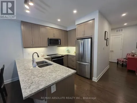 160 Boundstone Way Ottawa ON K2T 0M8