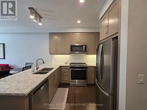 160 Boundstone Way Ottawa ON K2T 0M8