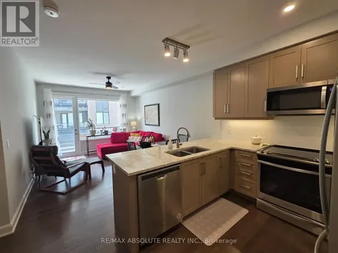 160 Boundstone Way Ottawa ON K2T 0M8
