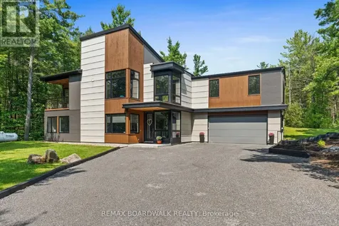 108 Edith Margaret Place Ottawa ON K2W 1A8