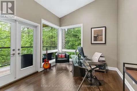 108 Edith Margaret Place Ottawa ON K2W 1A8