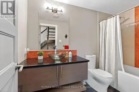 108 Edith Margaret Place Ottawa ON K2W 1A8