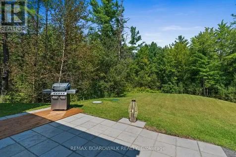108 Edith Margaret Place Ottawa ON K2W 1A8