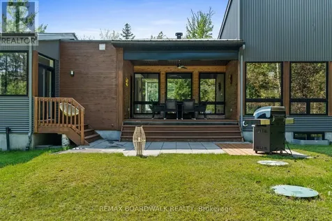 108 Edith Margaret Place Ottawa ON K2W 1A8