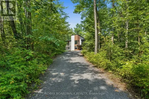 108 Edith Margaret Place Ottawa ON K2W 1A8