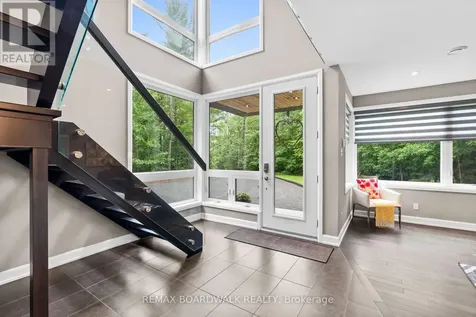 108 Edith Margaret Place Ottawa ON K2W 1A8