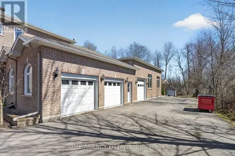 4633 Albion Road Ottawa ON K1X 1A4