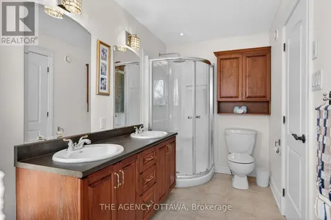 4633 Albion Road Ottawa ON K1X 1A4