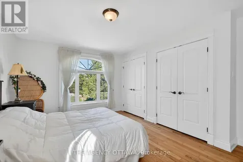 4633 Albion Road Ottawa ON K1X 1A4